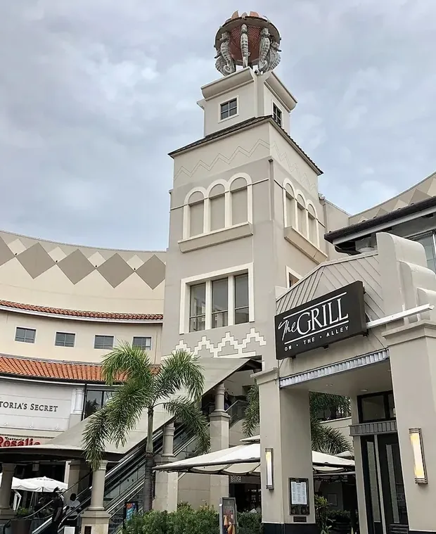 Exterior del Aventura Mall en Aventura, Florida